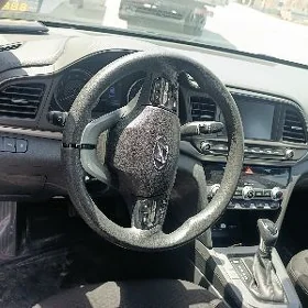 Hyundai Elantra 2020