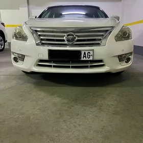 Nissan Altima 2013