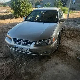Toyota Camry 1997