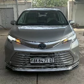 Toyota Sienna 2022