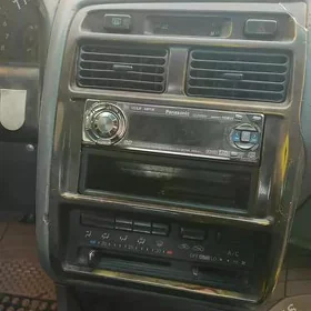 Toyota Corona 1996