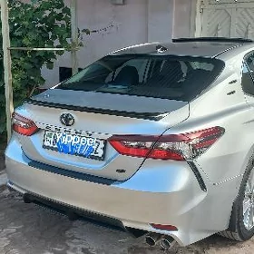 Toyota Camry 2022