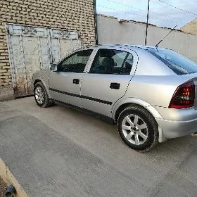 Opel Astra 2003