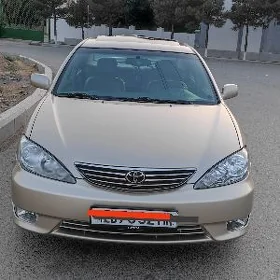Toyota Camry 2023
