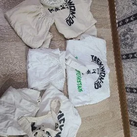 kostum taekwando