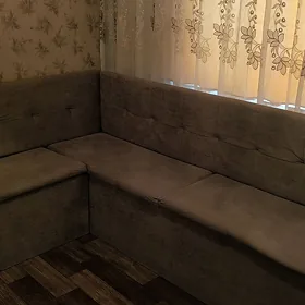 уголок