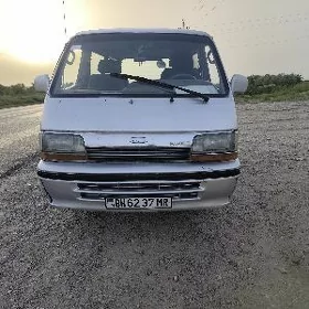 Toyota Hiace 1990