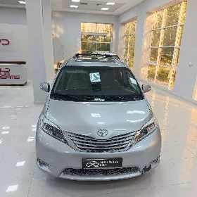 Toyota Sienna 2017