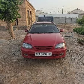 Toyota Avensis 2002