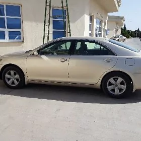 Toyota Camry 2010