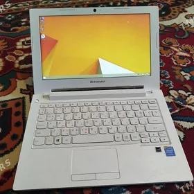 Lenovo Noutbook