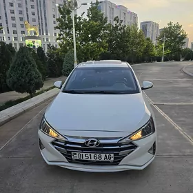Hyundai Elantra 2020