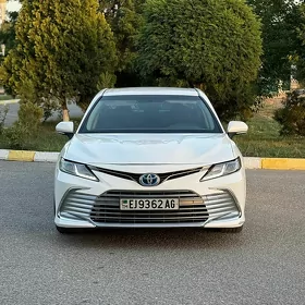 Toyota Camry 2022