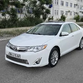 Toyota Camry 2012