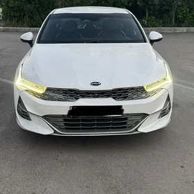 Kia K5 2021