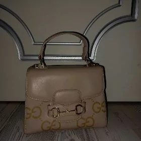 Gucci sumka