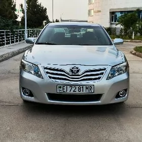 Toyota Camry 2010