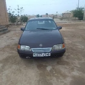 Opel Omega 1990
