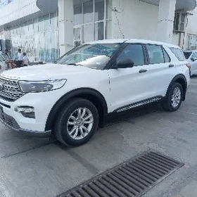Ford Explorer 2022