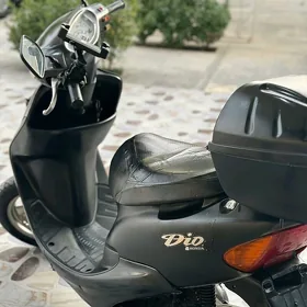 Yamaha Artistic 2016