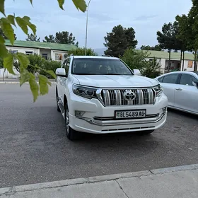 Toyota Land Cruiser Prado 2020