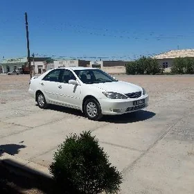 Toyota Camry 2004