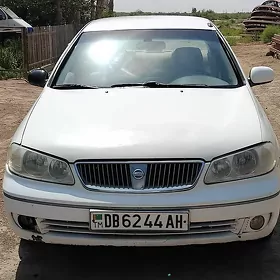Nissan Sunny 2004