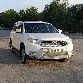 Toyota Highlander 2011