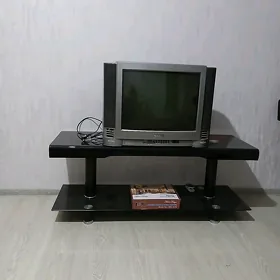 telewizor bilen podstawka