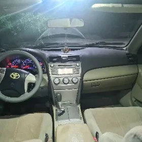 Toyota Camry 2010