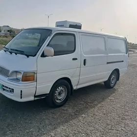 Toyota Hiace 2000