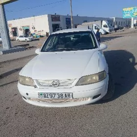 Opel Vectra 2000