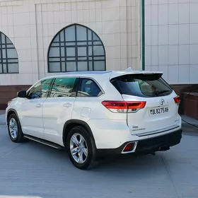 Toyota Highlander 2018