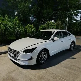Hyundai Sonata 2022