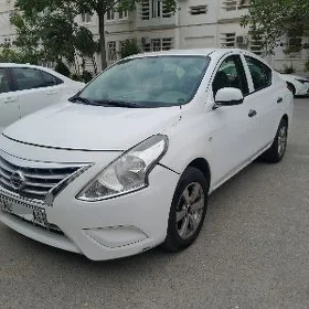 Nissan Sunny 2014