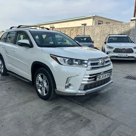 Toyota Highlander 2018