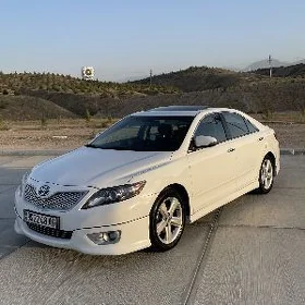Toyota Camry 2011