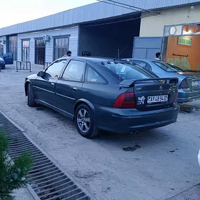 Opel Vectra 2000