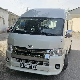 Toyota Hiace 2006