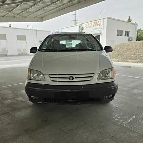 Toyota Sienna 2002