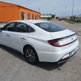 Hyundai Sonata 2022