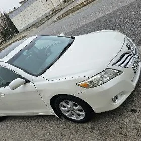 Toyota Camry 2011