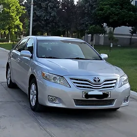 Toyota Camry 2010