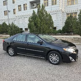 Toyota Camry 2013