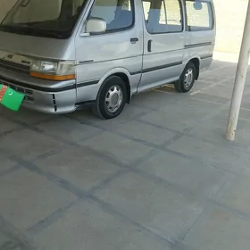 Toyota Hiace 1995