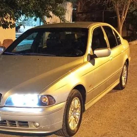 BMW E39 2001