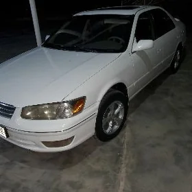 Toyota Camry 2000