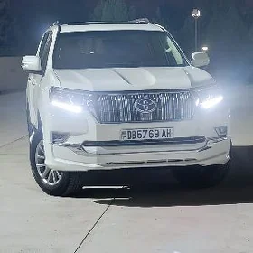 Toyota Land Cruiser Prado 2021