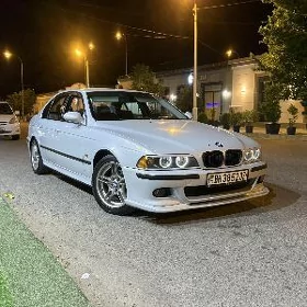 BMW E39 2001