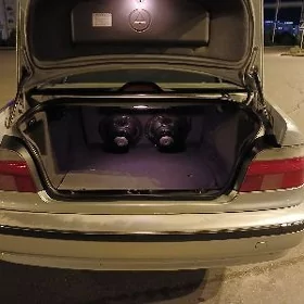 BMW 5 Series 1998